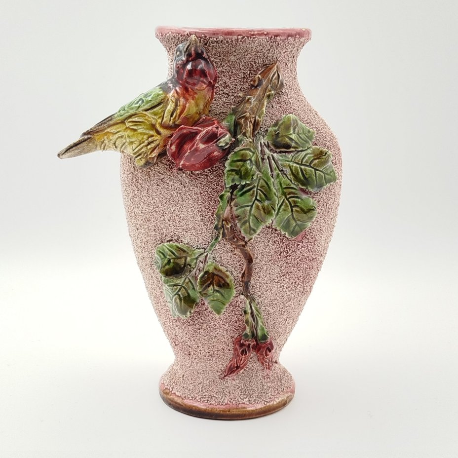 Ваза "Птица на розе", фаянс, роспись, Европа, 1980-1990 гг.