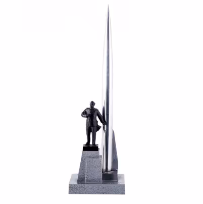 Статуэтка "Памятник К.Э. Циолковскому", металл, СССР, 1960-1990 гг.