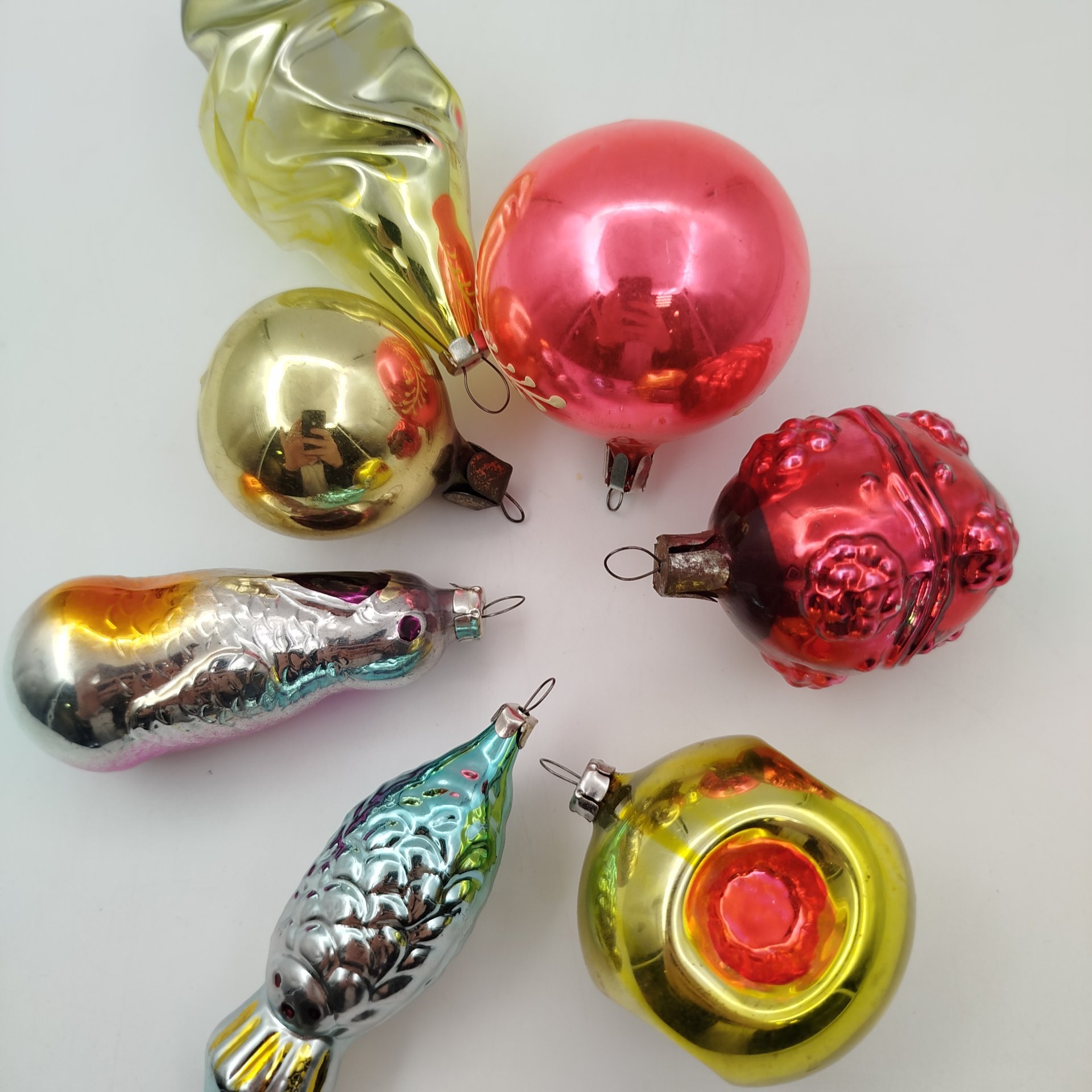 Набор из 7-ми ёлочных игрушек разной формы и размера, стекло, роспись, металл, СССР, 1950-1970 гг.