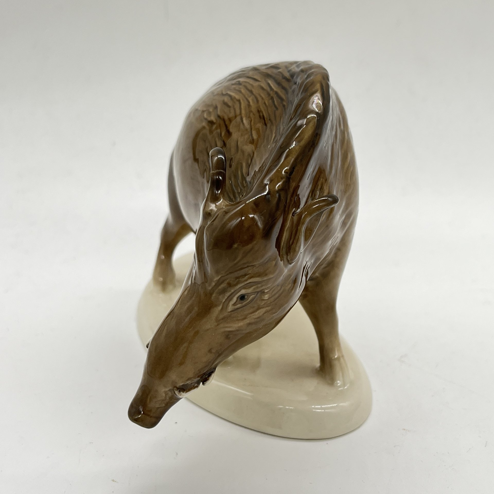 Статуэтка "Кабан", фарфор, Астраханский фарфоровый завод «Сциталис», Российская Федерация, 1991-2010 гг.