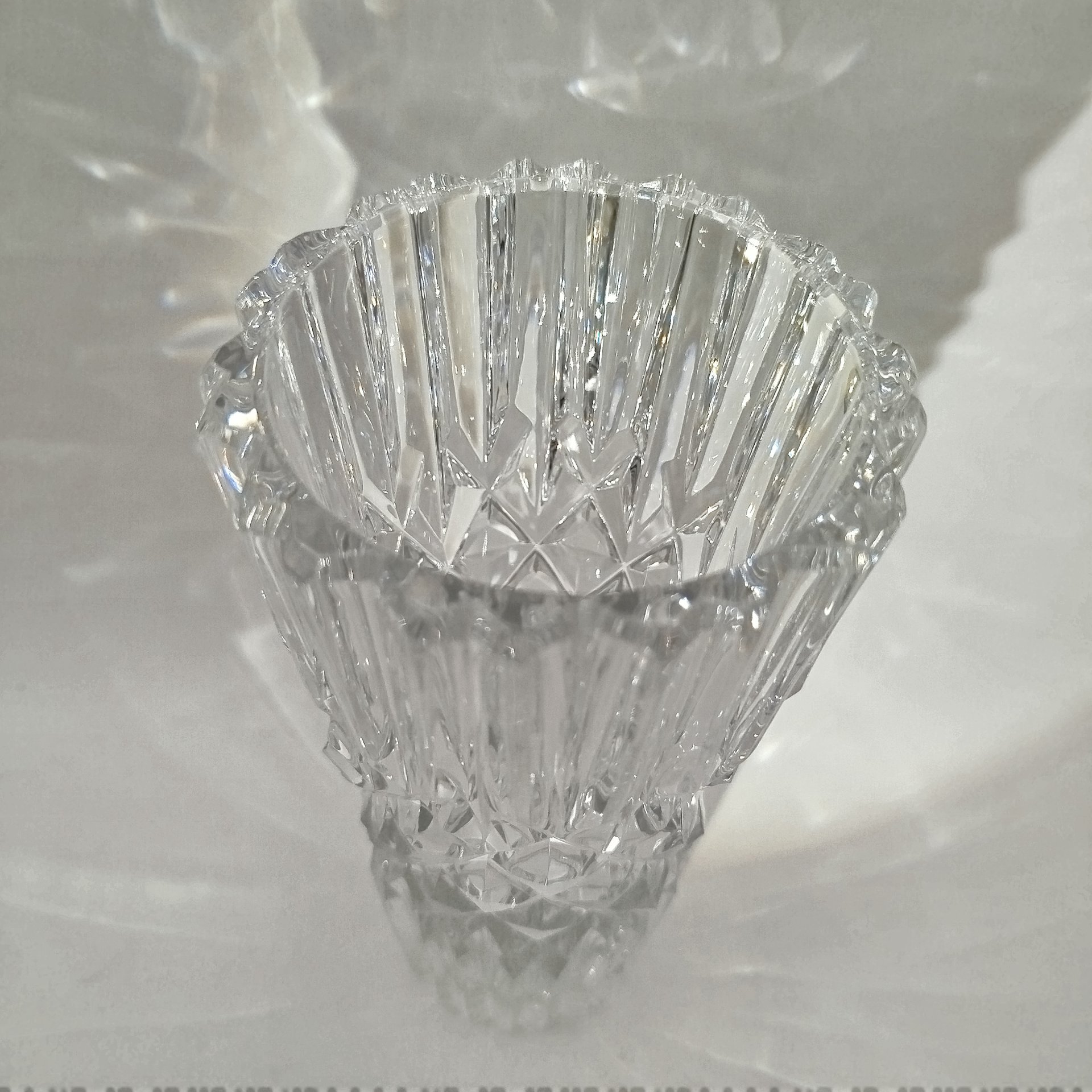 Ваза "Мерцание", автор А.М. Остроумов, хрусталь, алмазная грань, Ленинградский завод художественного стекла (ЛЗХС), СССР, 1960-1980 гг.