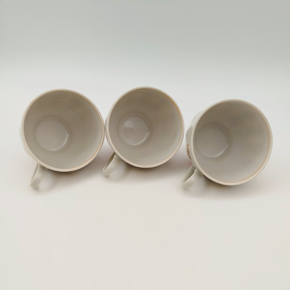 Набор кофейных пар на три персоны с цветочным декором