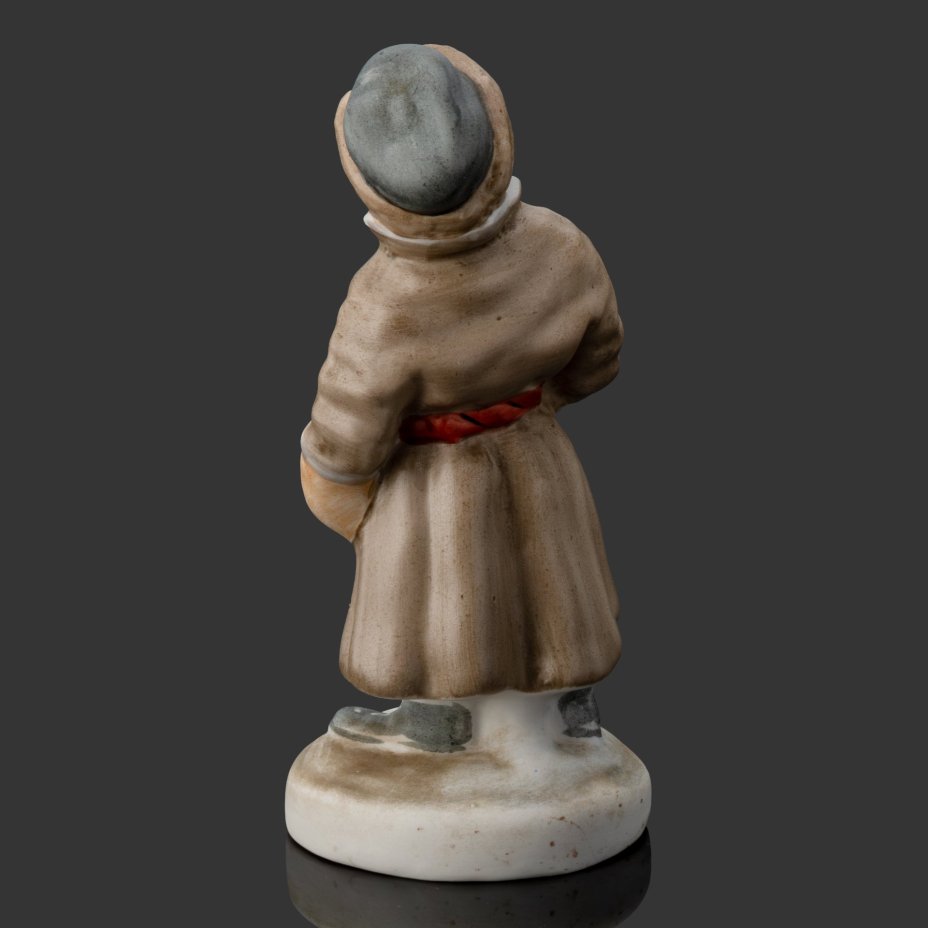 Статуэтка «Мужичок с ноготок», скульптор В.А. Маслов, бисквит, роспись, Первомайский фарфоровый завод (Песочное), СССР, 1958 г.