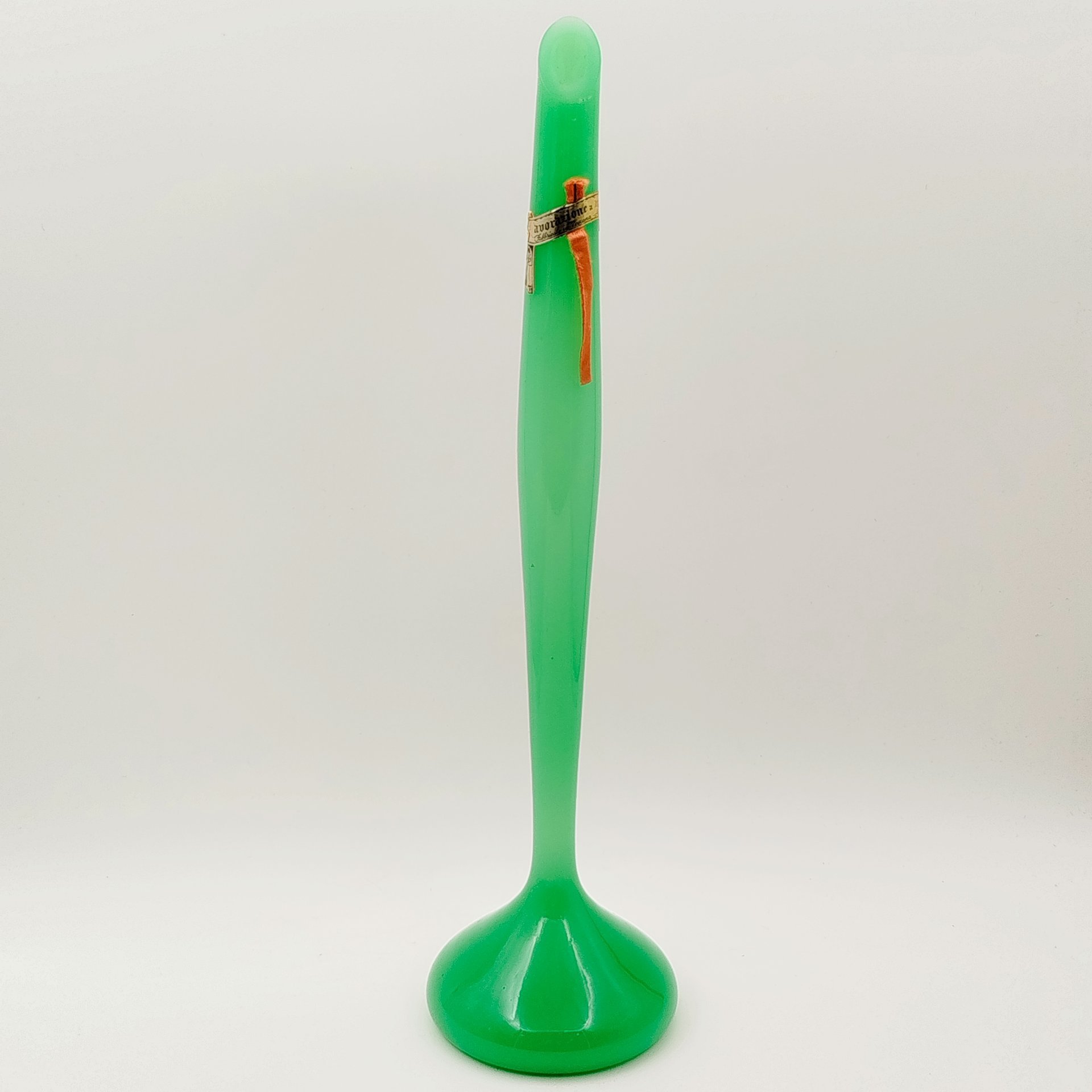 Ваза для одного цветка светло-зеленого оттенка, стекло, Муранское