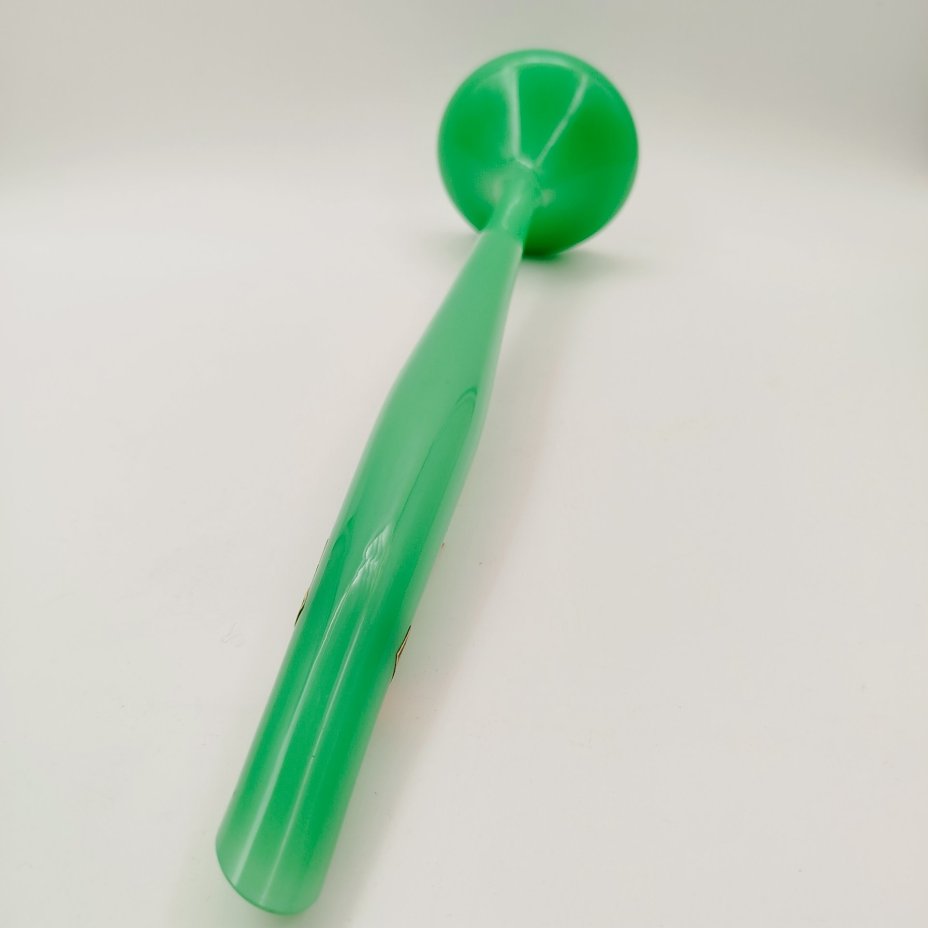 Ваза для одного цветка светло-зеленого оттенка, стекло, Муранское