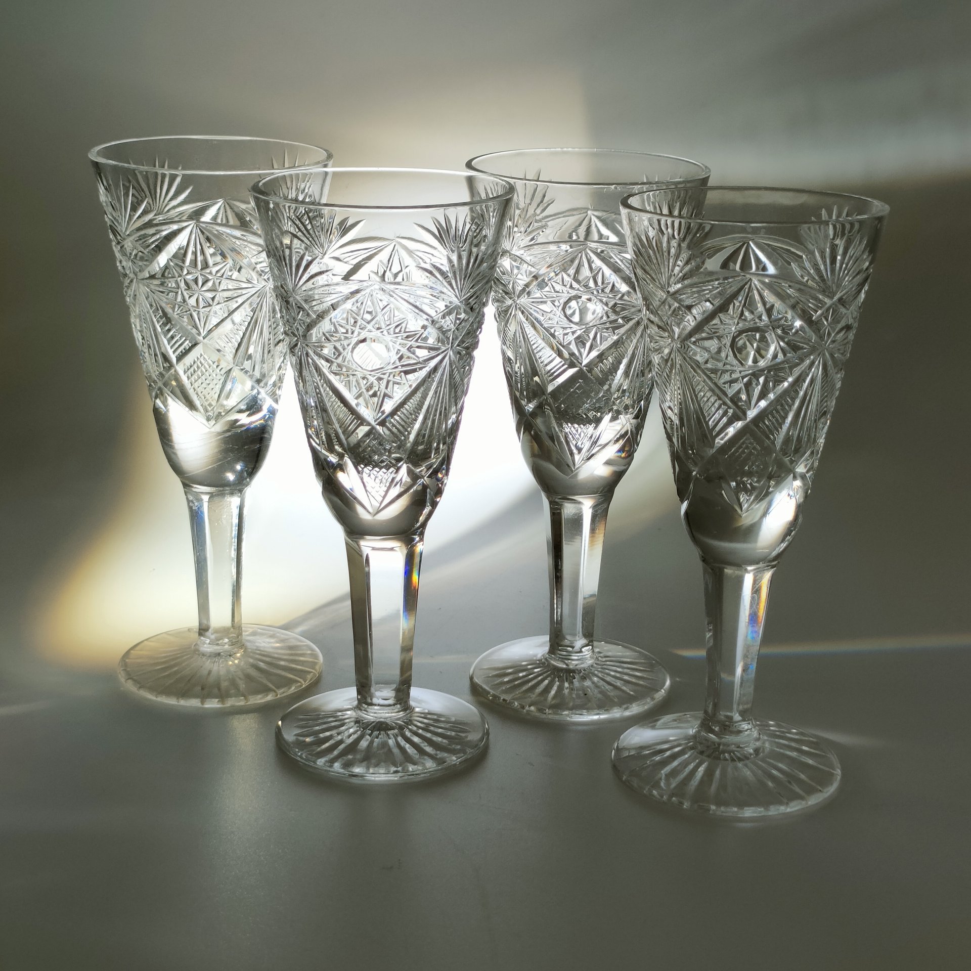 Набор из 4-х рюмок с резным геометрическим декором, хрусталь, алмазная грань, СССР, 1970-1990 гг.
