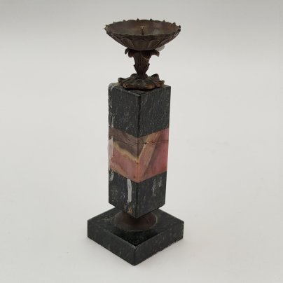 Подсвечник на одну свечу, натуральный камень (змеевик, родонит), металл, Россия, 1991-2010 гг.