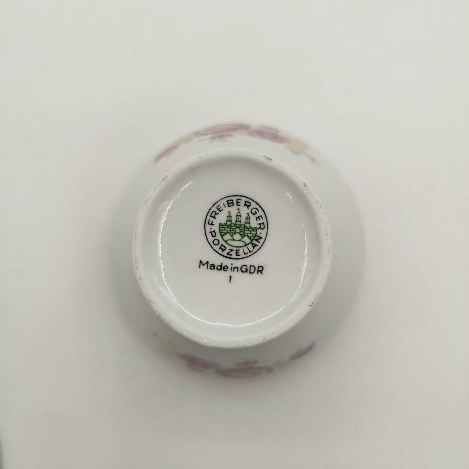 Сахарница с цветочным декором, фарфор, деколь, золочение, Freiberger Porzellan, ГДР, 1970-1990 гг.