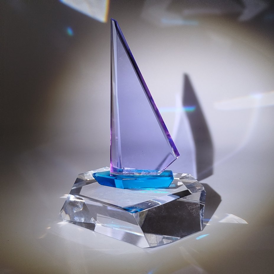 Сувенир "Парусник"