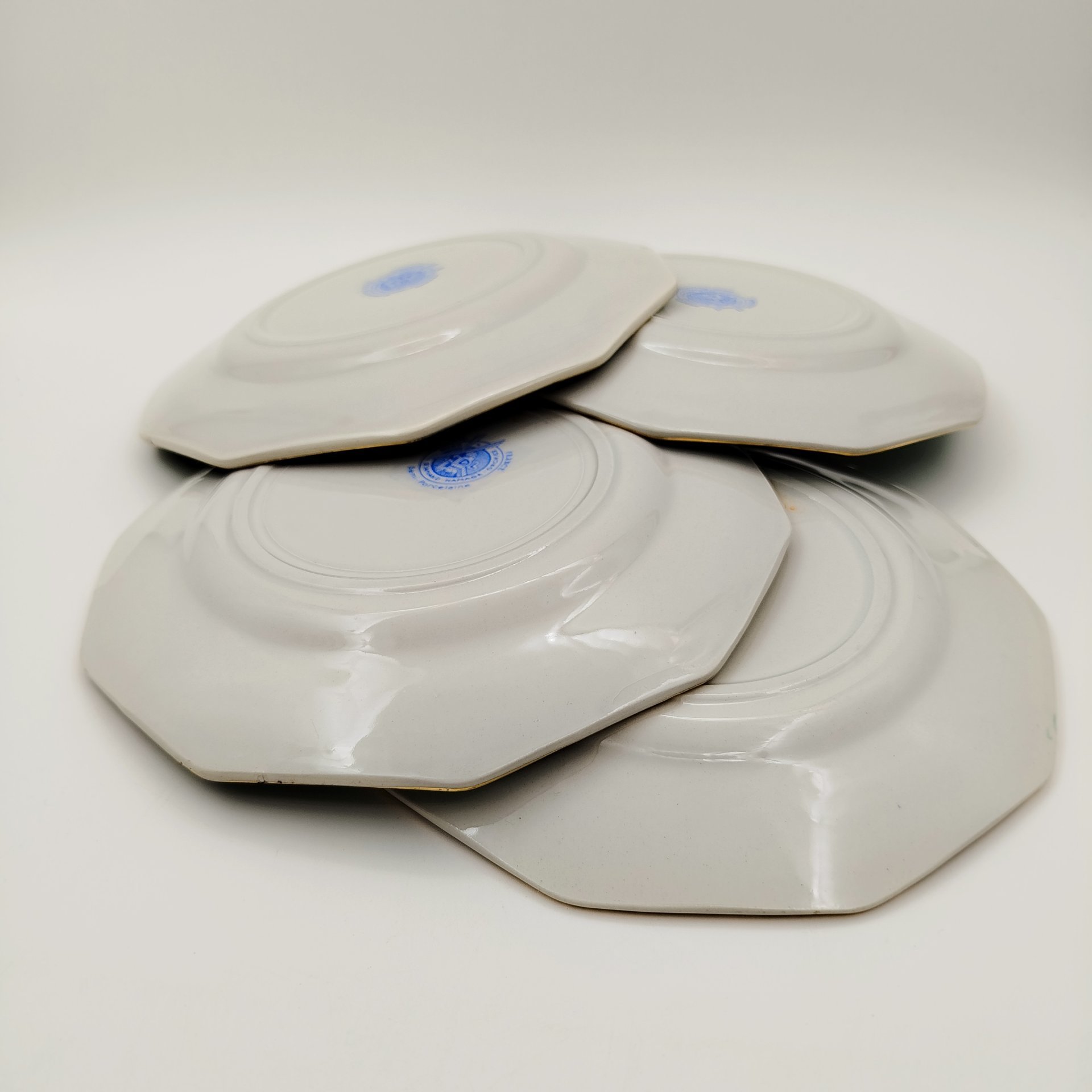 Набор десертных тарелок с цветочным декором на 6 персон, St.Amand, фаянс, деколь, крытье, золочение, Франция, 1970-1990 гг.