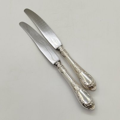 Набор из 2-х столовых ножей с растительным декором, мНЦ (медь-никель-цинк), Вольнянский завод столовых приборов им. Шевченко (ЗiШ, ЗиШ), СССР, 1960-1980 гг.