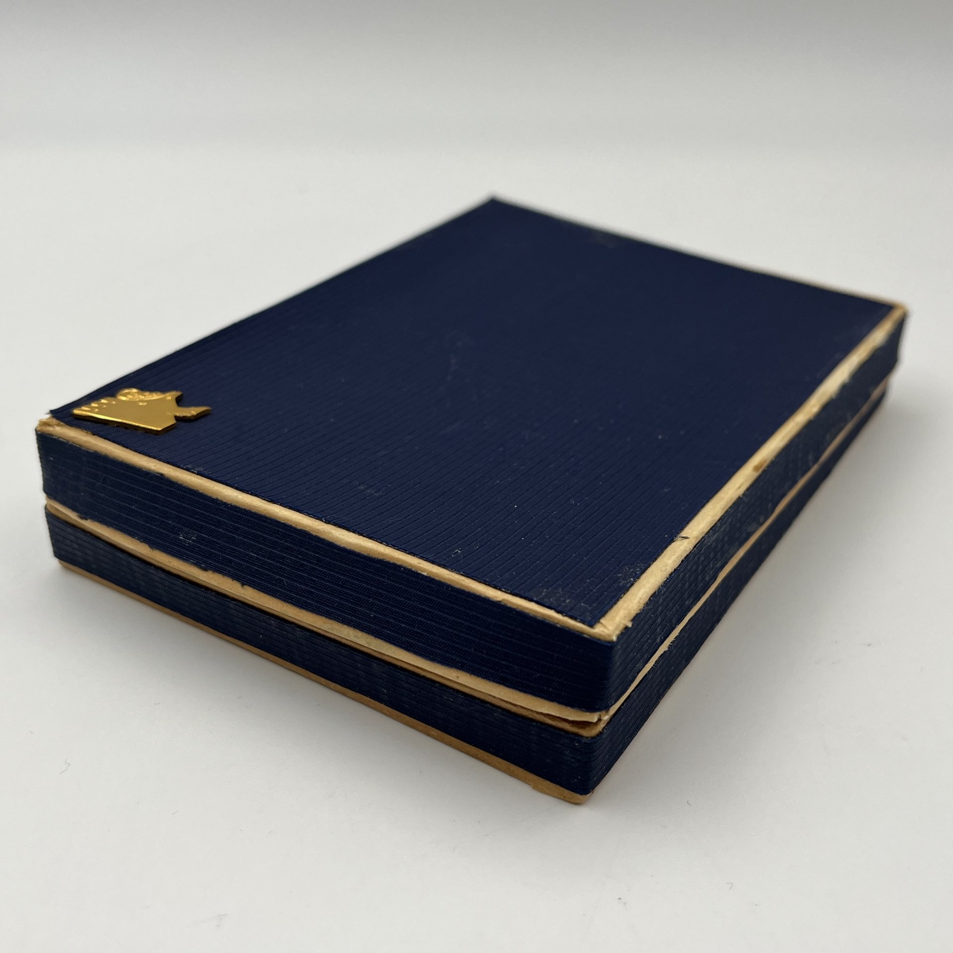 Набор из шести чайных ложек с витыми ручками и цветочным декором, в оригинальной коробке