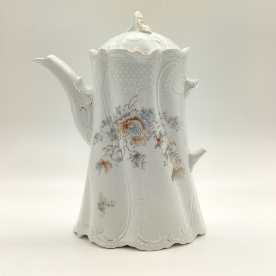 Чайник с цветочным рельефным декором (под реставрацию), фарфор, деколь с подрисовкой, золочение, Weimar Porzellan (Веймарский фарфор), Германия, 1905-1924 гг.