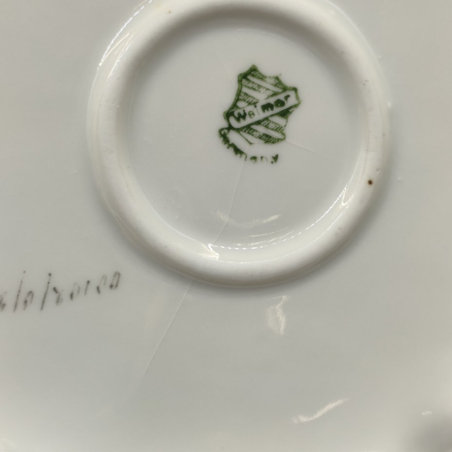 Чайник с цветочным рельефным декором (под реставрацию), Weimar Porzellan (Веймарский фарфор)