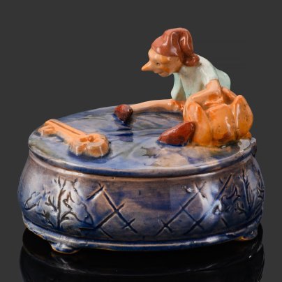 Шкатулка "Буратино на кувшинке", фаянс, крытье, роспись, СССР, 1950-1960 гг.