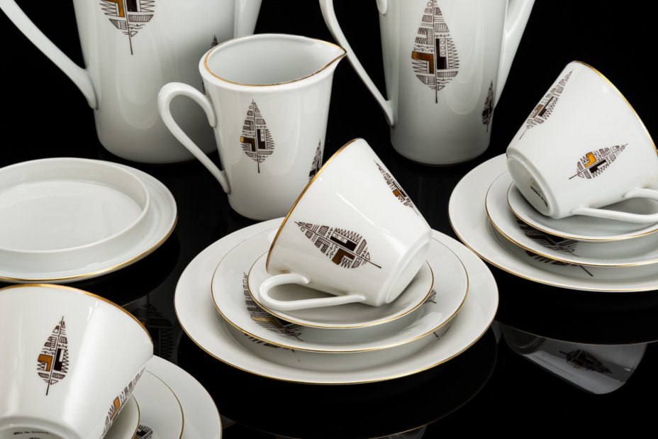 Сервиз чайный с декором в виде геометризированных листьев на 4 персоны (21 предмет)