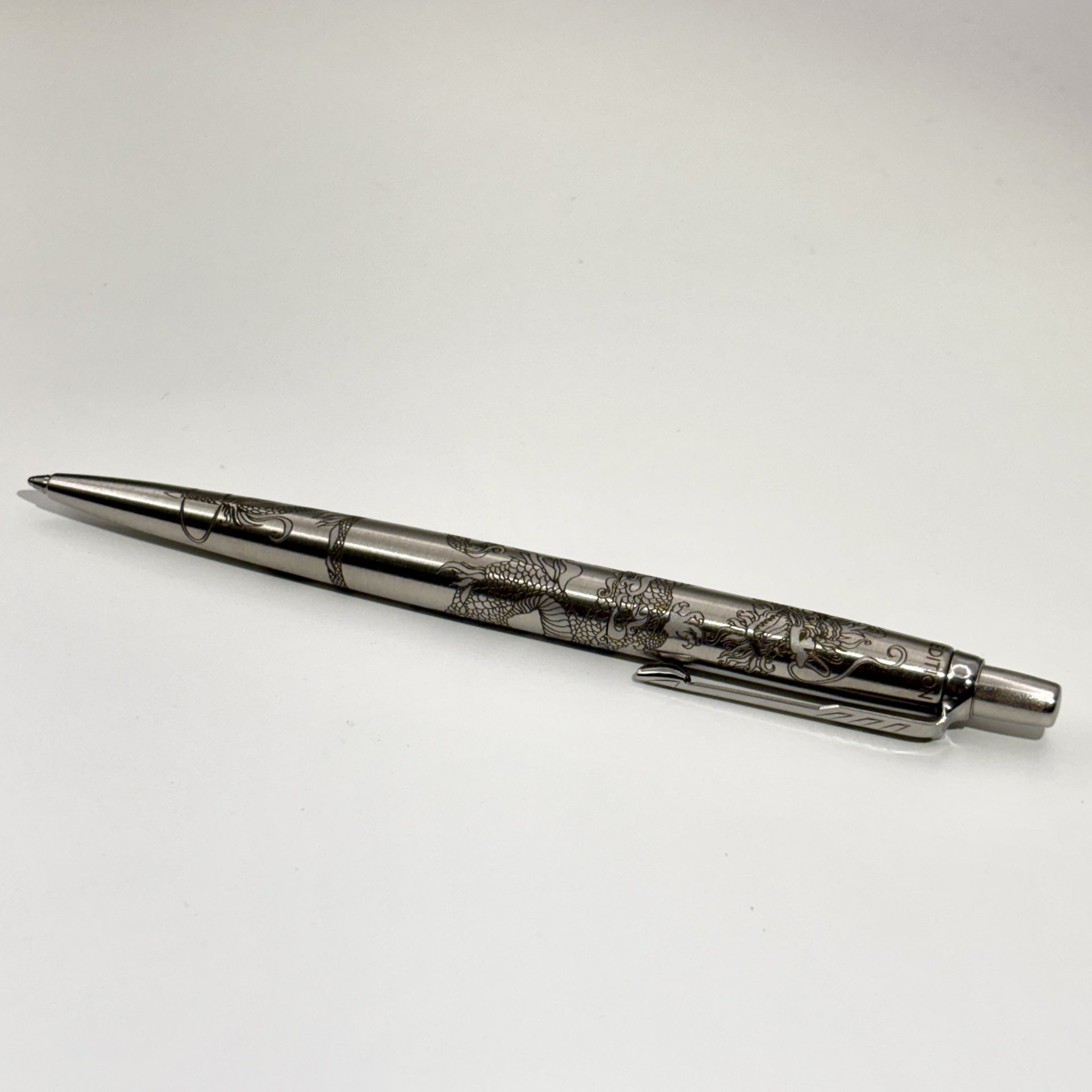 Шариковая ручка "Дракон" в коробке, Parker, нержавеющая сталь