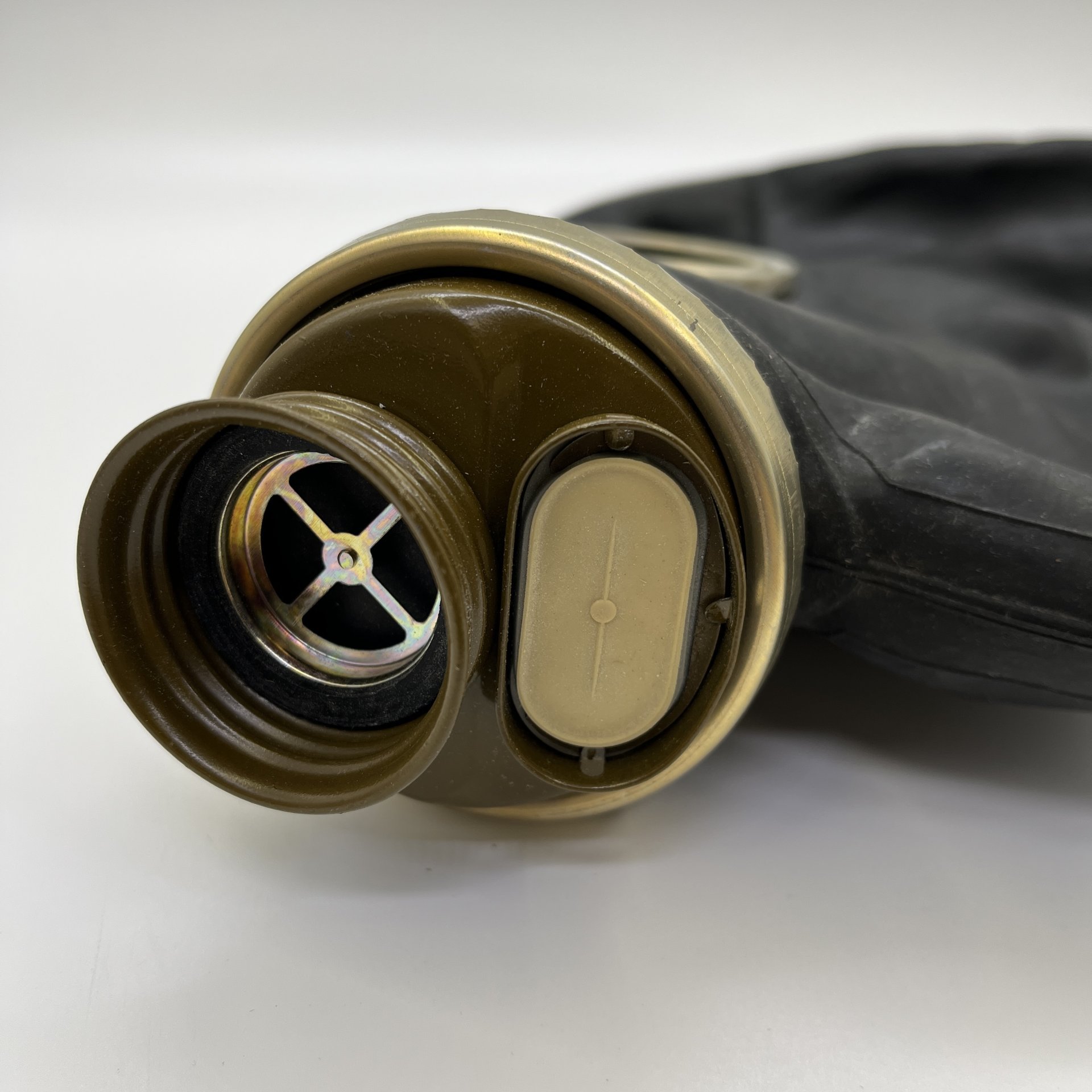 Противогаз ГП-5