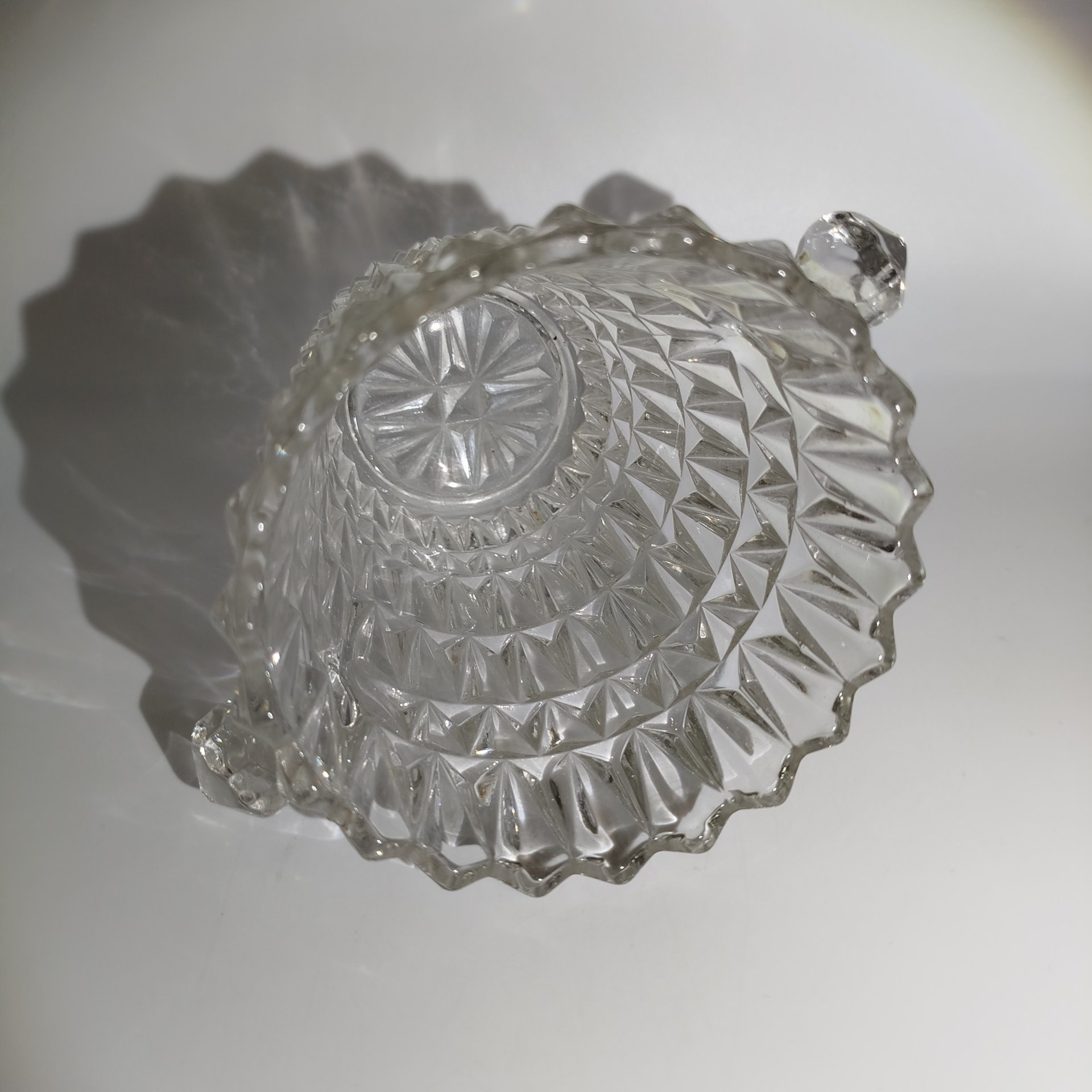 Ведерко для льда с рельефным туловом, стекло, пресс, СССР, 1980-1990 гг.