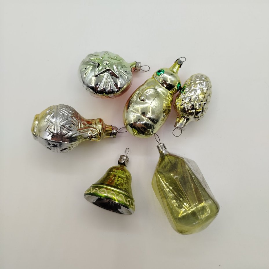 Набор из шести ёлочных игрушек, стекло, металл, СССР, 1960-1980 гг.