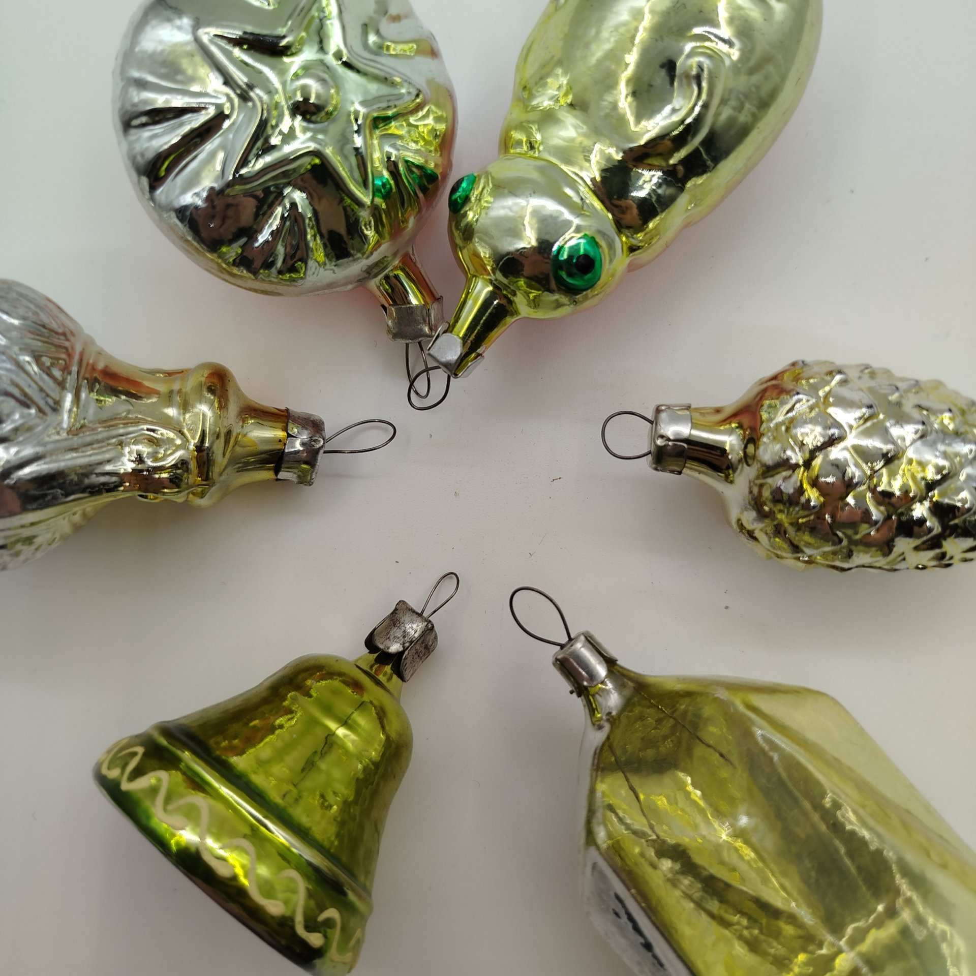 Набор из шести ёлочных игрушек, стекло, металл, СССР, 1960-1980 гг.