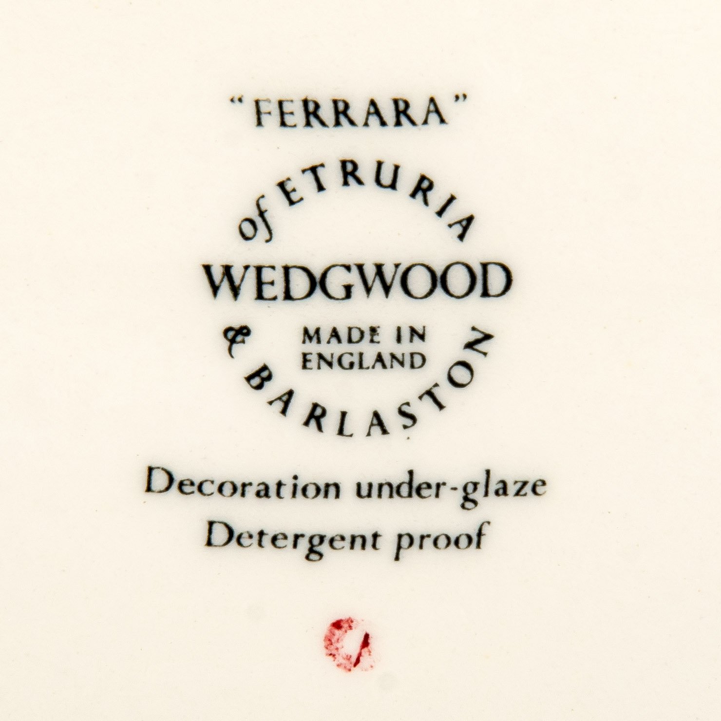 Блюдо с изображением корабля в гавани "Ferrara", Etruria Wedgwood (JOSIAH WEDGWOOD & SONS), Wedgwood