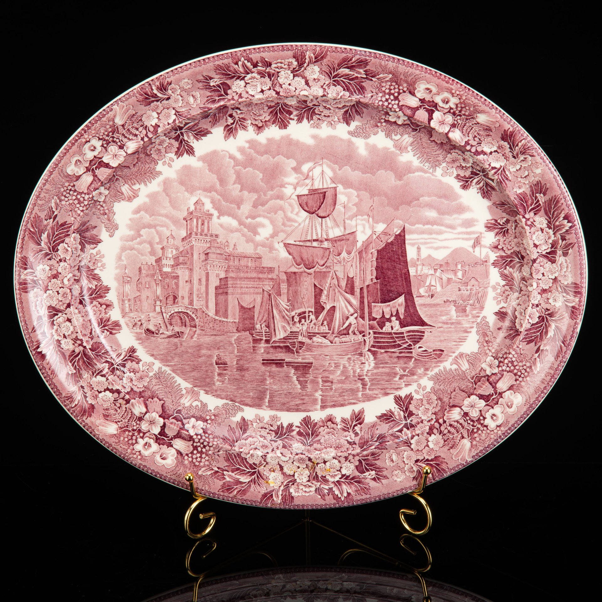 Блюдо с изображением корабля в гавани "Ferrara", Etruria Wedgwood (JOSIAH WEDGWOOD & SONS), Wedgwood