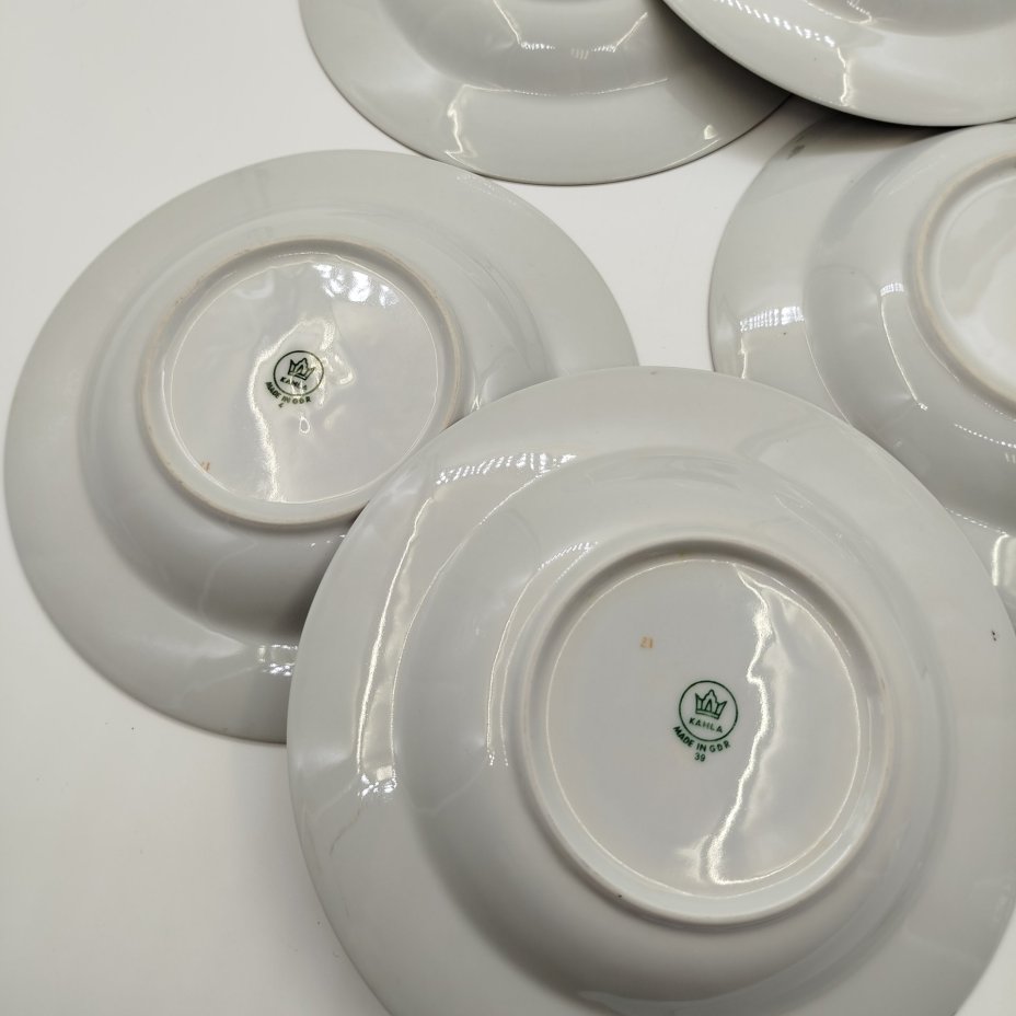 Набор из шести тарелок(пять суповых, одна десертная) из сервиза "Мадонна", фарфор, деколь, золочение, люстр, Kahla, ГДР, 1968-1987 гг.