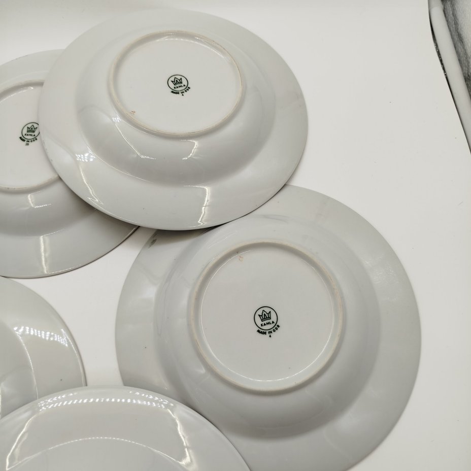 Набор из шести тарелок(пять суповых, одна десертная) из сервиза "Мадонна", фарфор, деколь, золочение, люстр, Kahla, ГДР, 1968-1987 гг.