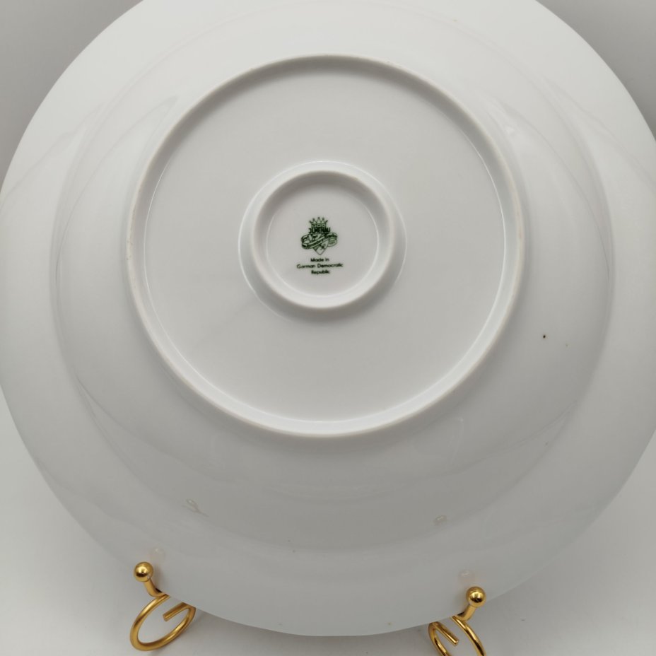 Блюдо, фарфор, деколь, золочение, Graf Von Henneberg Porzellan, 1777 Jlmenau, Германия, 1960-1990 гг.