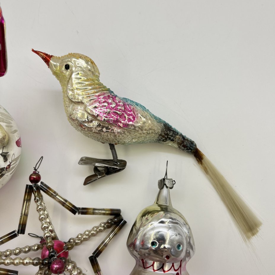 Набор из 5-ти винтажных ёлочных игрушек различных форм и расцветок