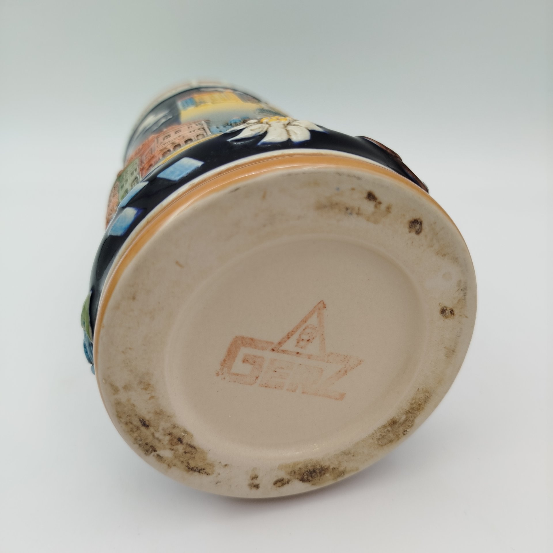 Кружка пивная  с рельефным декором "Мюнхен"