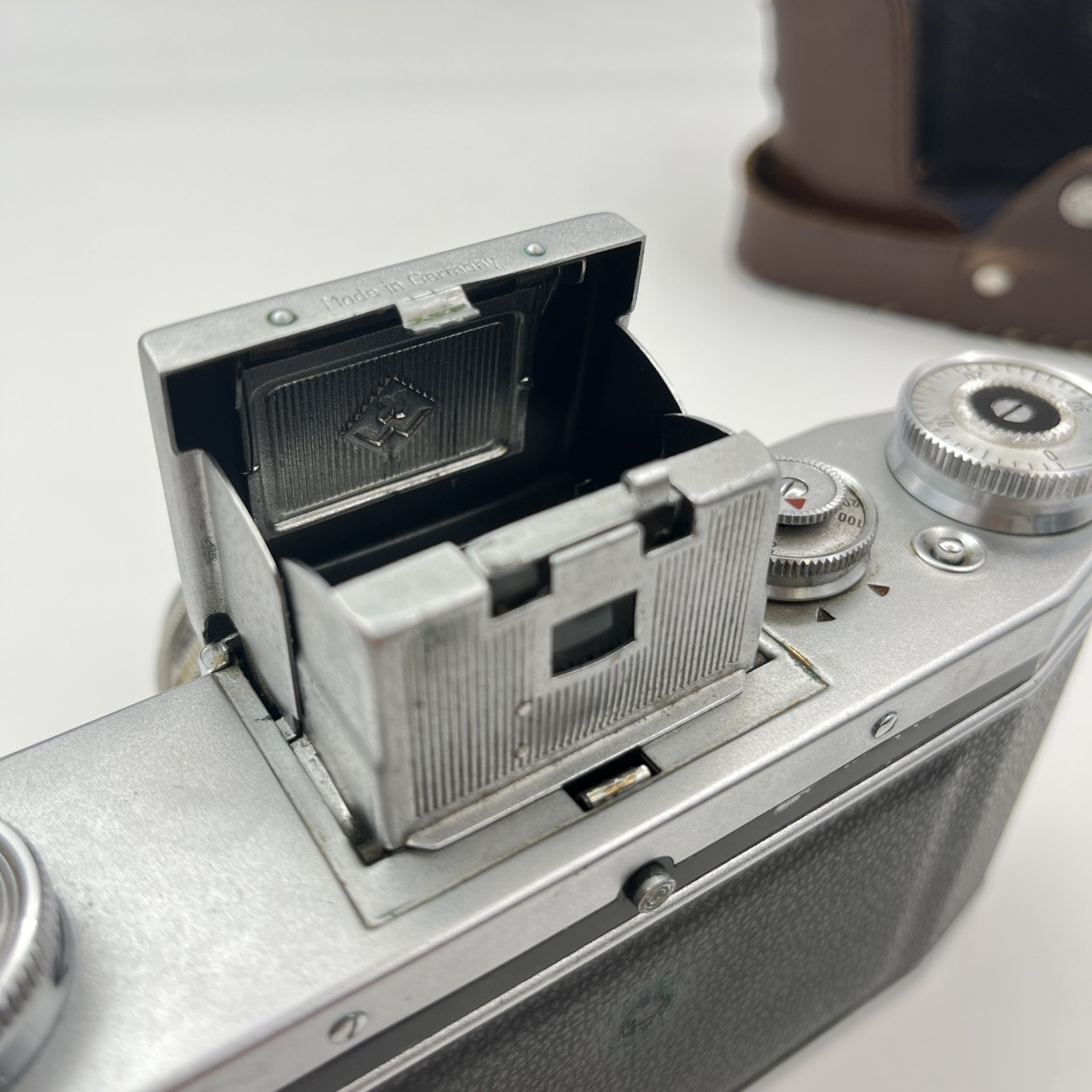 Фотоаппарат "Praktica" в оригинальном кофре, металл, пластик, кожа, ГДР, 1947-1956 гг.