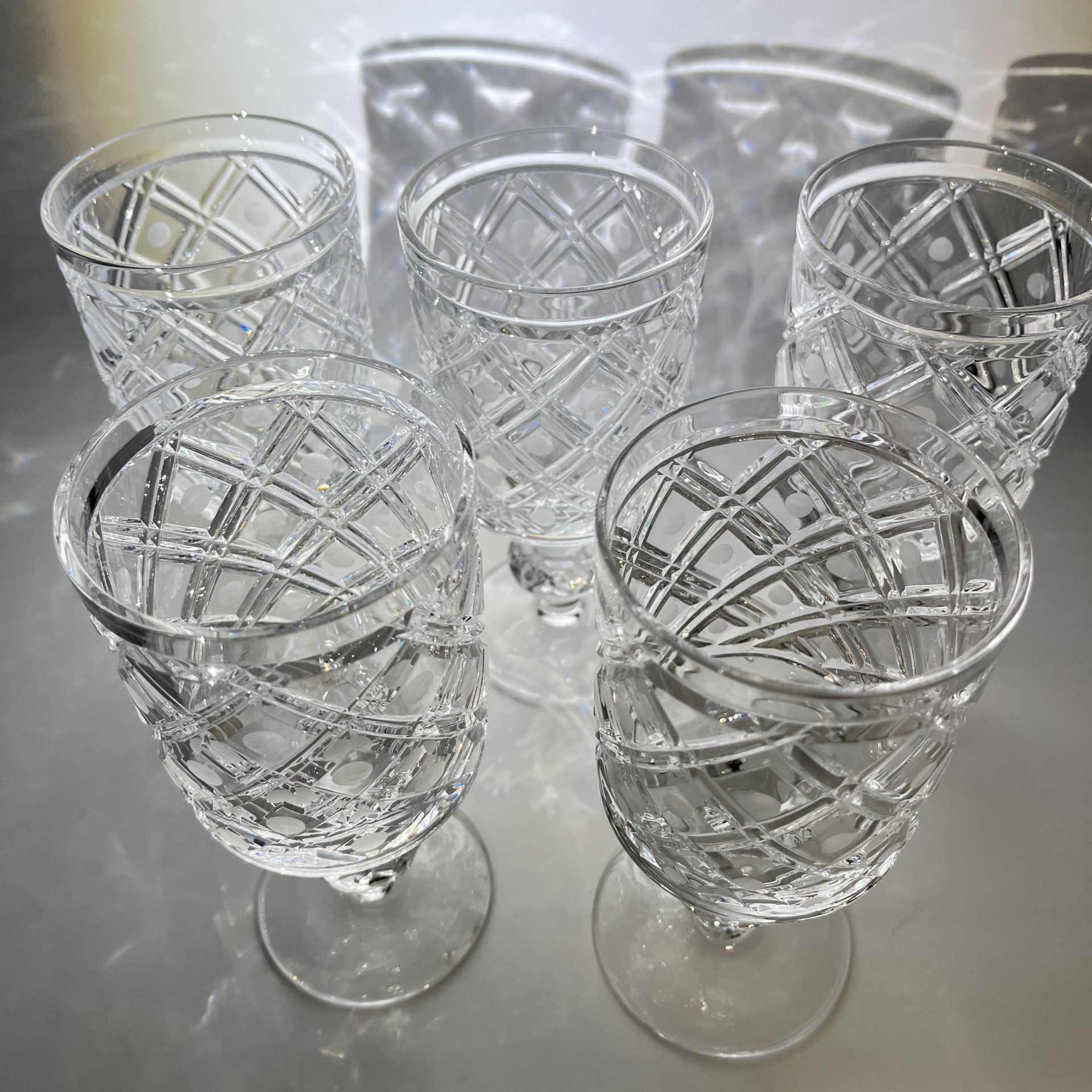 Набор из пяти бокалов (фужеров) из сервиза "Новогодний", автор Л.О. Юрген, хрусталь, алмазная грань, Ленинградский завод художественного стекла (ЛЗХС), СССР, 1970-1990 гг.