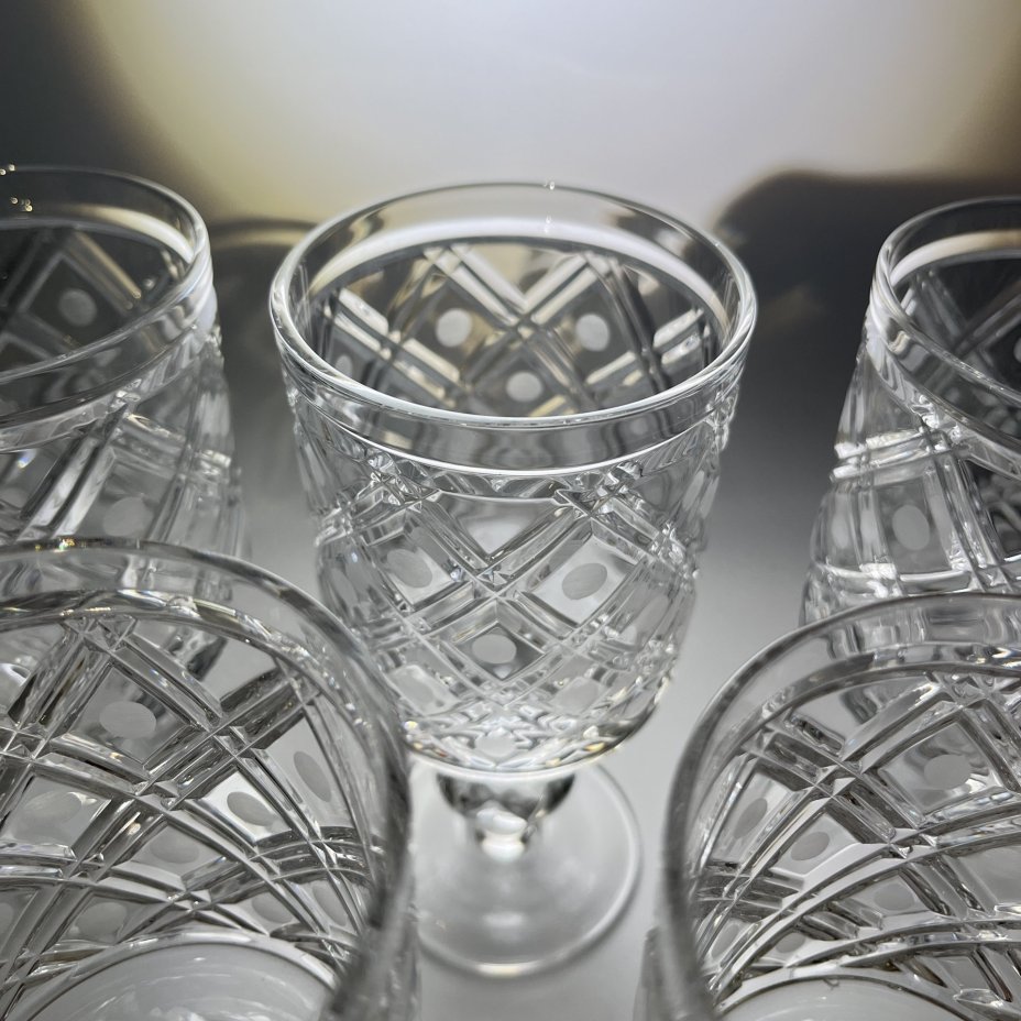 Набор из пяти бокалов (фужеров) из сервиза "Новогодний", автор Л.О. Юрген, хрусталь, алмазная грань, Ленинградский завод художественного стекла (ЛЗХС), СССР, 1970-1990 гг.