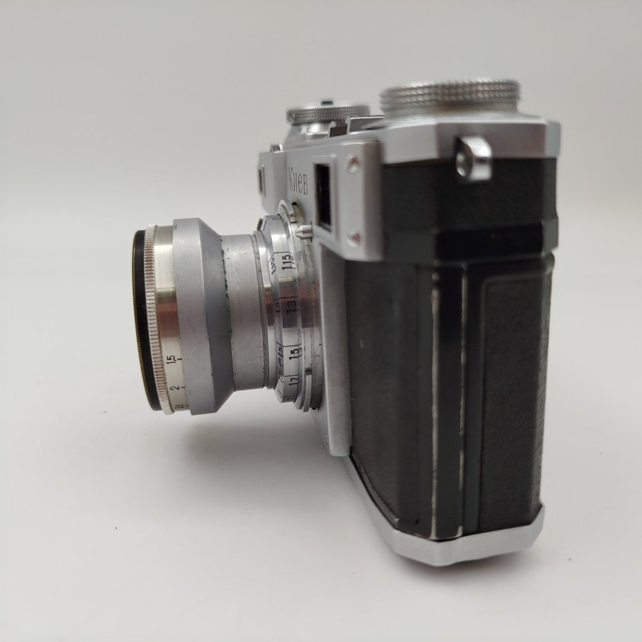 Фотоаппарат "Киев-4А" с объективом "Юпитер-3", 1:1,5 F=5cm [№5105864], в оригинальном чехле, металл, стекло, пластик, кожа, Киевский завод «Арсенал», СССР, 1952 г.
