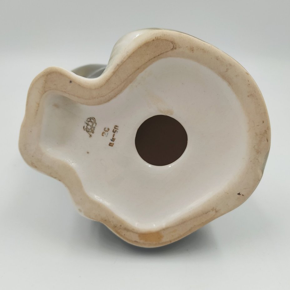 Статуэтка "Дикий камышовый кот" ("Манул"), скульптор Б.Я. Воробьев, Ленинградский фарфоровый завод (ЛФЗ)