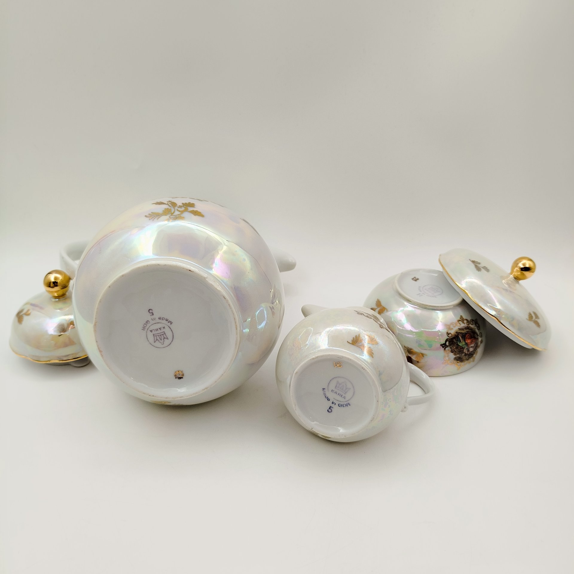 Сервиз чайный "Мадонна" на 5 персон (13 предметов), фарфор, деколь, люстр, золочение, Kahla, ГДР, 1967-1987 гг.