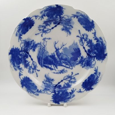 Блюдо декоративное большое "Олени в лесу", фарфор, Дулевский фарфоровый завод (Дулёво), СССР, 1968-1991 гг.