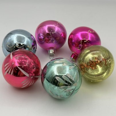 Набор ёлочных игрушек "Шары", стекло, роспись, металл, СССР, 1970-1990 гг.