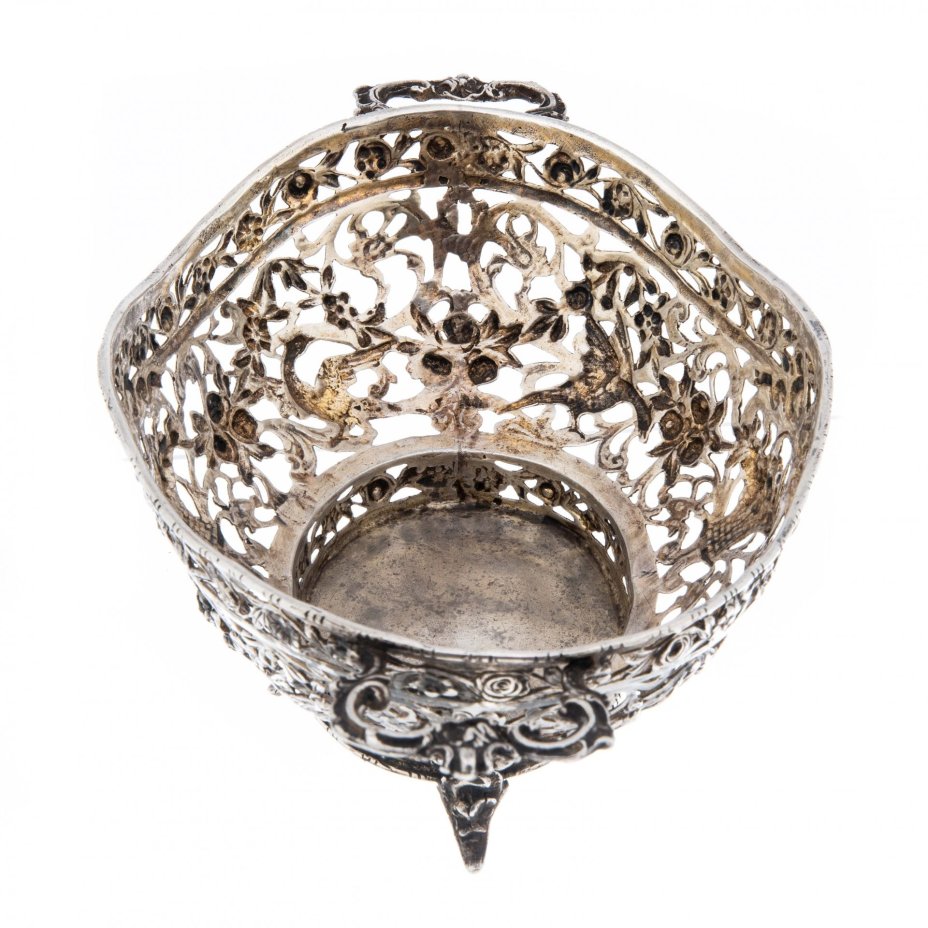 Ваза (конфетница) с цветочным узором, серебро, Германия, 1860-1886 гг.