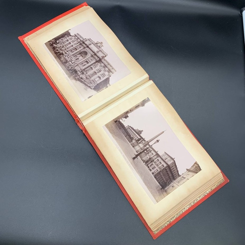 Альбом фотографий с видами Рима на итальянском языке ("Album Ricordo di Roma")