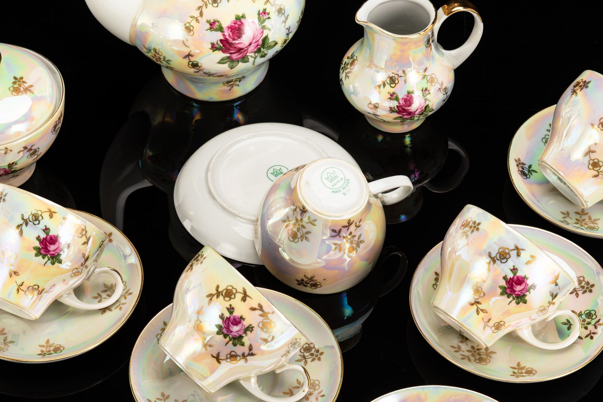 Кофейный сервиз с цветочным декором на 5 персон (14 предметов)