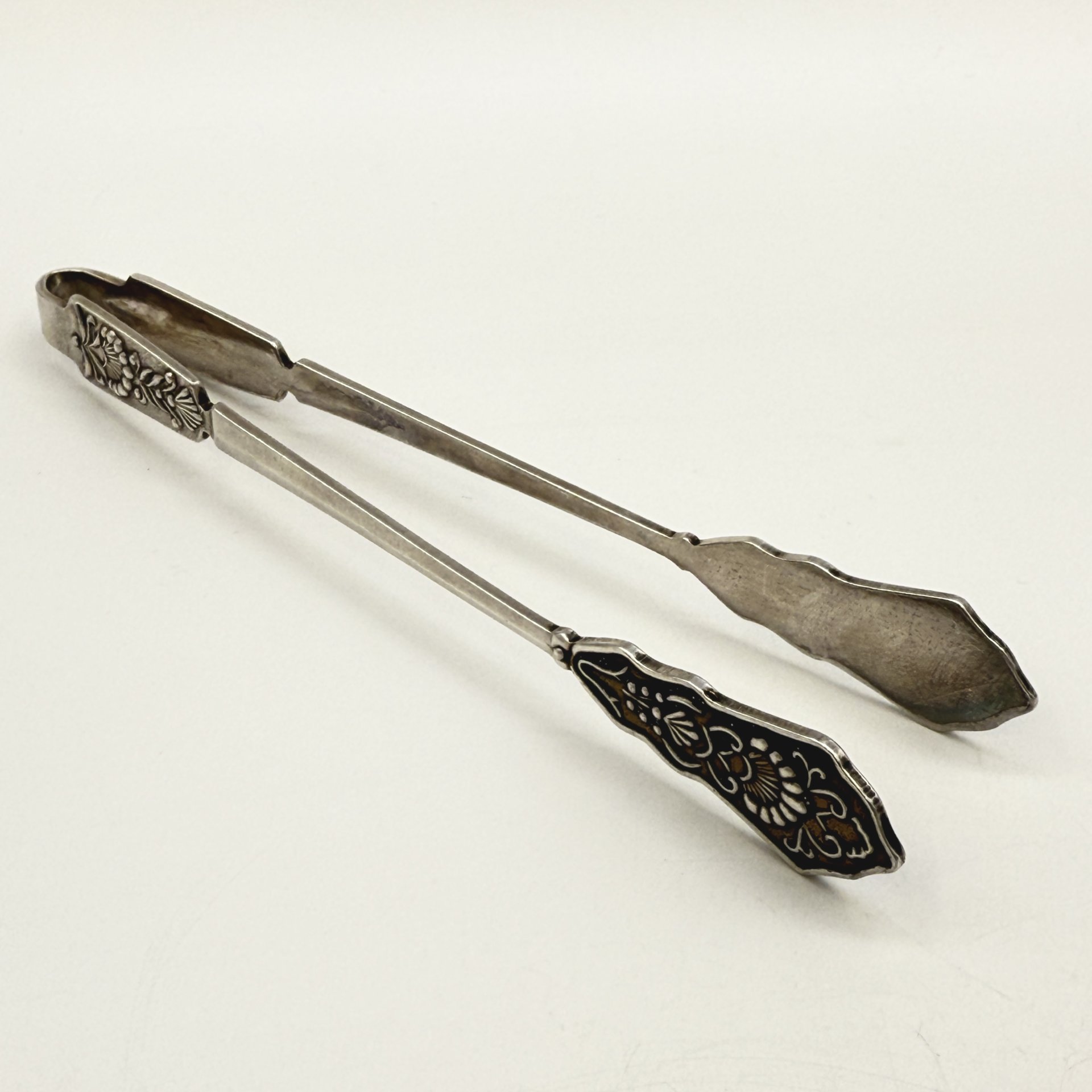 Щипцы для сахара с флоральным декором, металл, СССР, 1970-1990 гг.