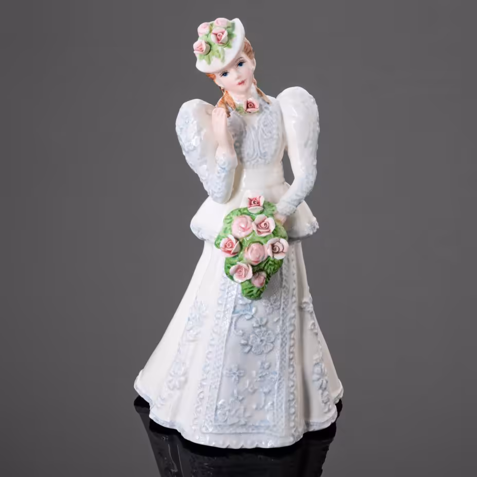 Статуэтка "Девушка с букетом", Ekaterina Collection
