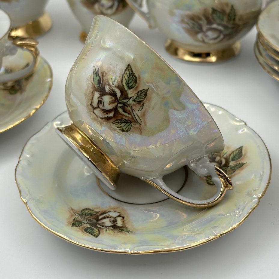 Сервиз кофейный с декором в виде роз на 6 персон (15 предметов), фарфор, деколь, люстр, золочение, Chodziez, Польша, 1964-1991 гг.