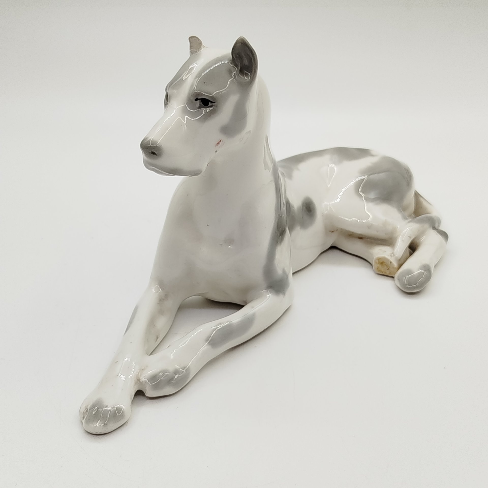 Статуэтка "Мраморный дог", скульптор И.И. Ризнич