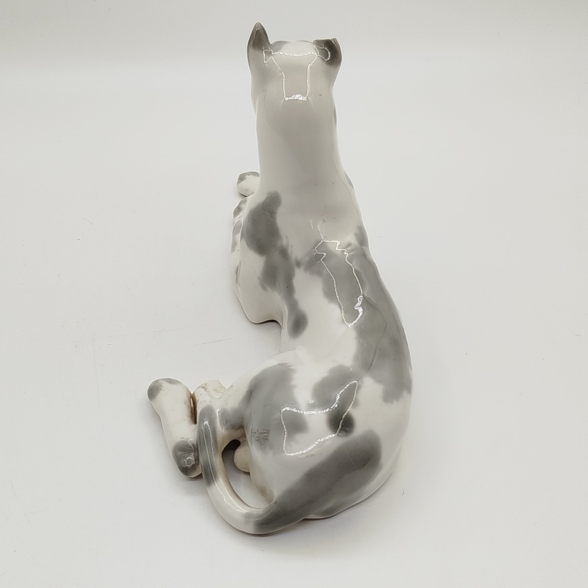 Статуэтка "Мраморный дог", скульптор И.И. Ризнич