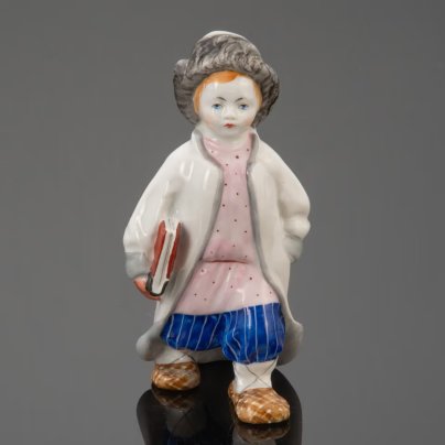Статуэтка "Филипок", скульптор Пахомов А.Ф., Ленинградский фарфоровый завод (ЛФЗ)
