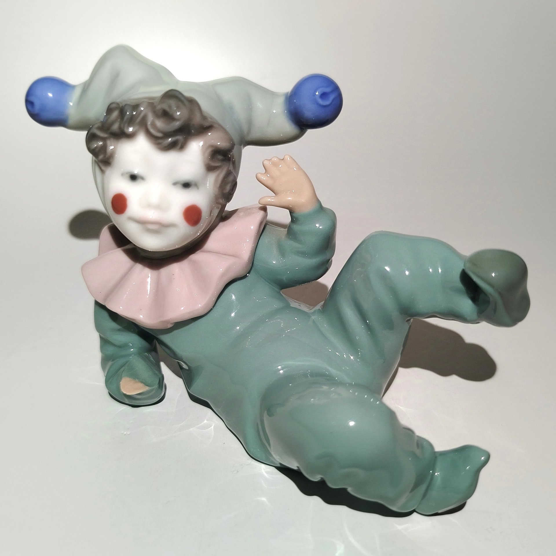 Статуэтка "Клоун", NAO Porcelain